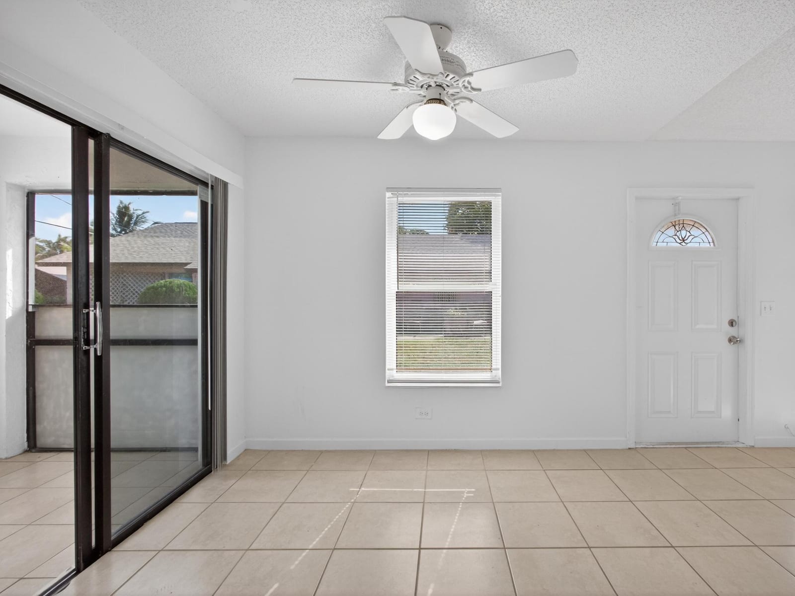 2548 Ida Way — photo 12