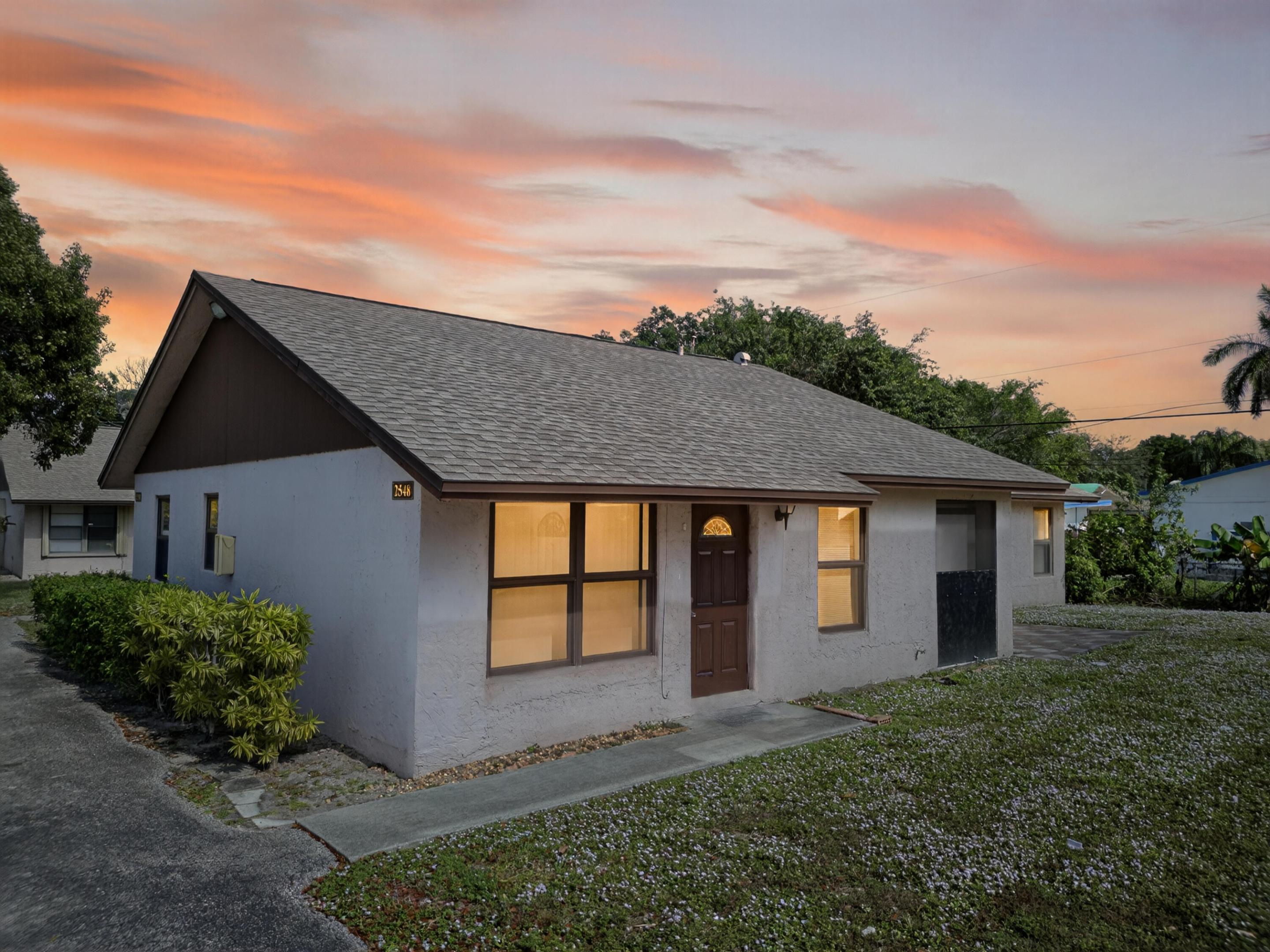 2548 Ida Way, West Palm Beach, FL 33415, West Palm Beach
