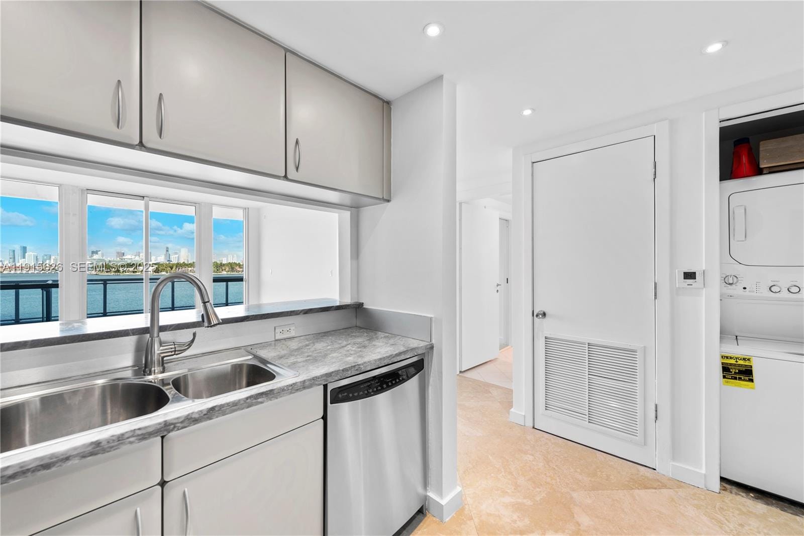 540 West Avenue 413, Miami Beach, FL 33139 photo 13