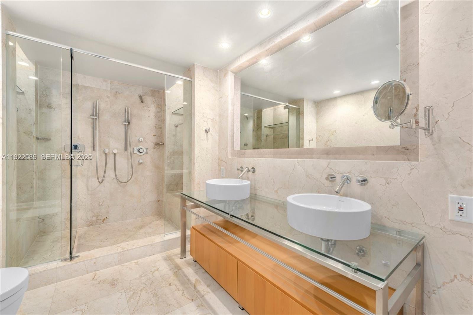 6000 Collins Avenue 330, Miami Beach, FL 33140 photo 21