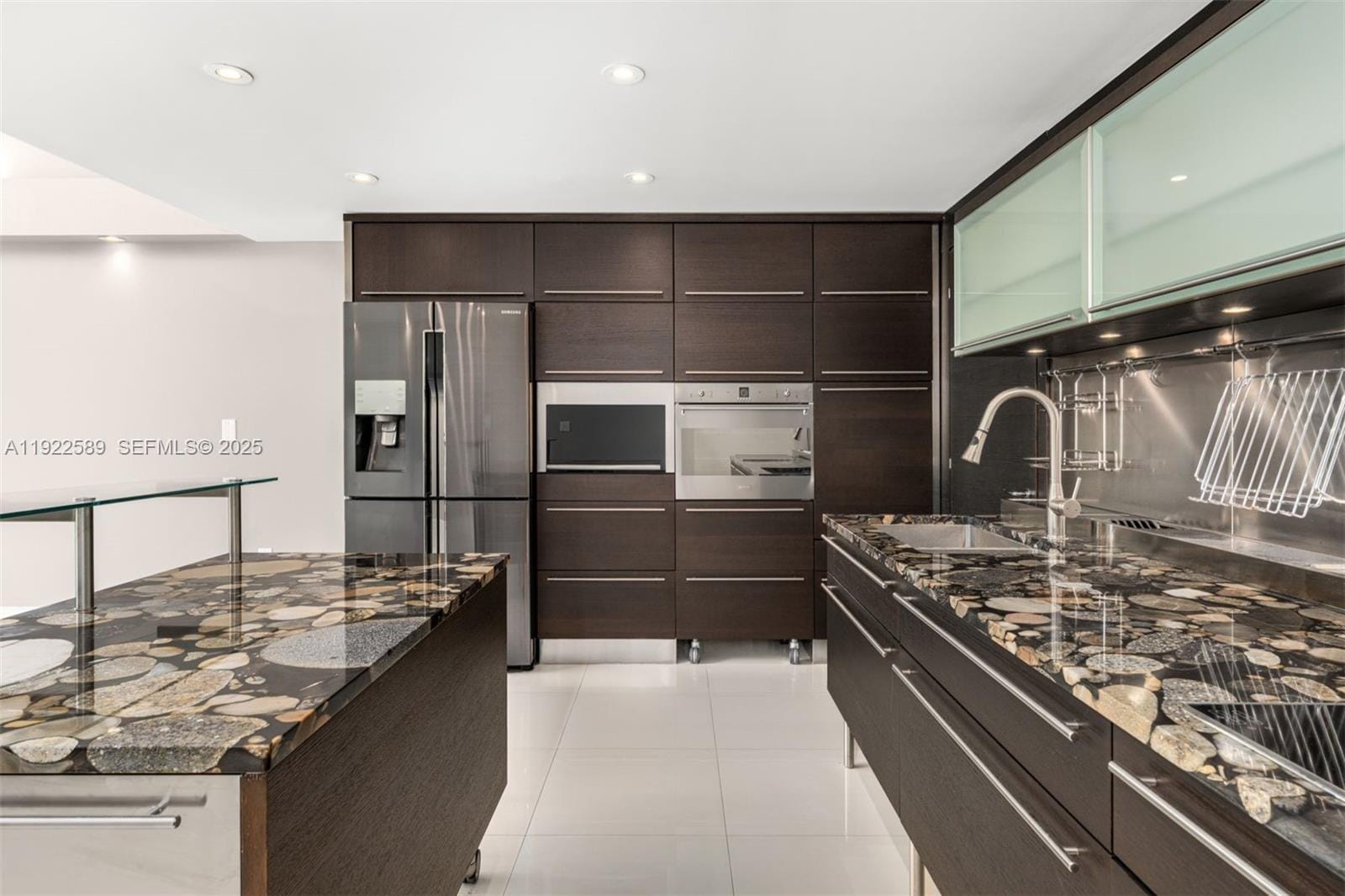 6000 Collins Avenue 330, Miami Beach, FL 33140 photo 6