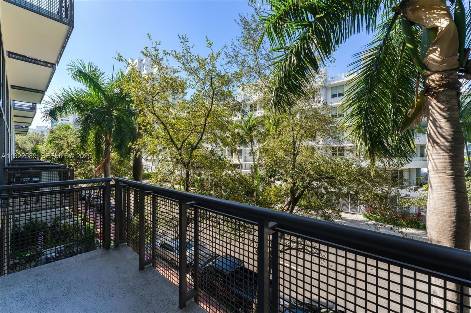 6000 Collins Avenue 330, Miami Beach, FL 33140 photo 9