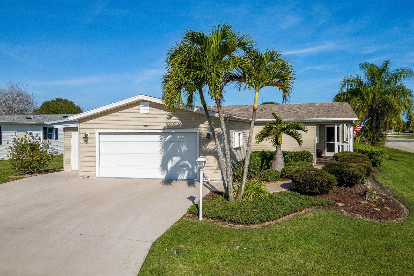 3116 8th Hole Drive, Port St. Lucie, FL 34952 photo 3