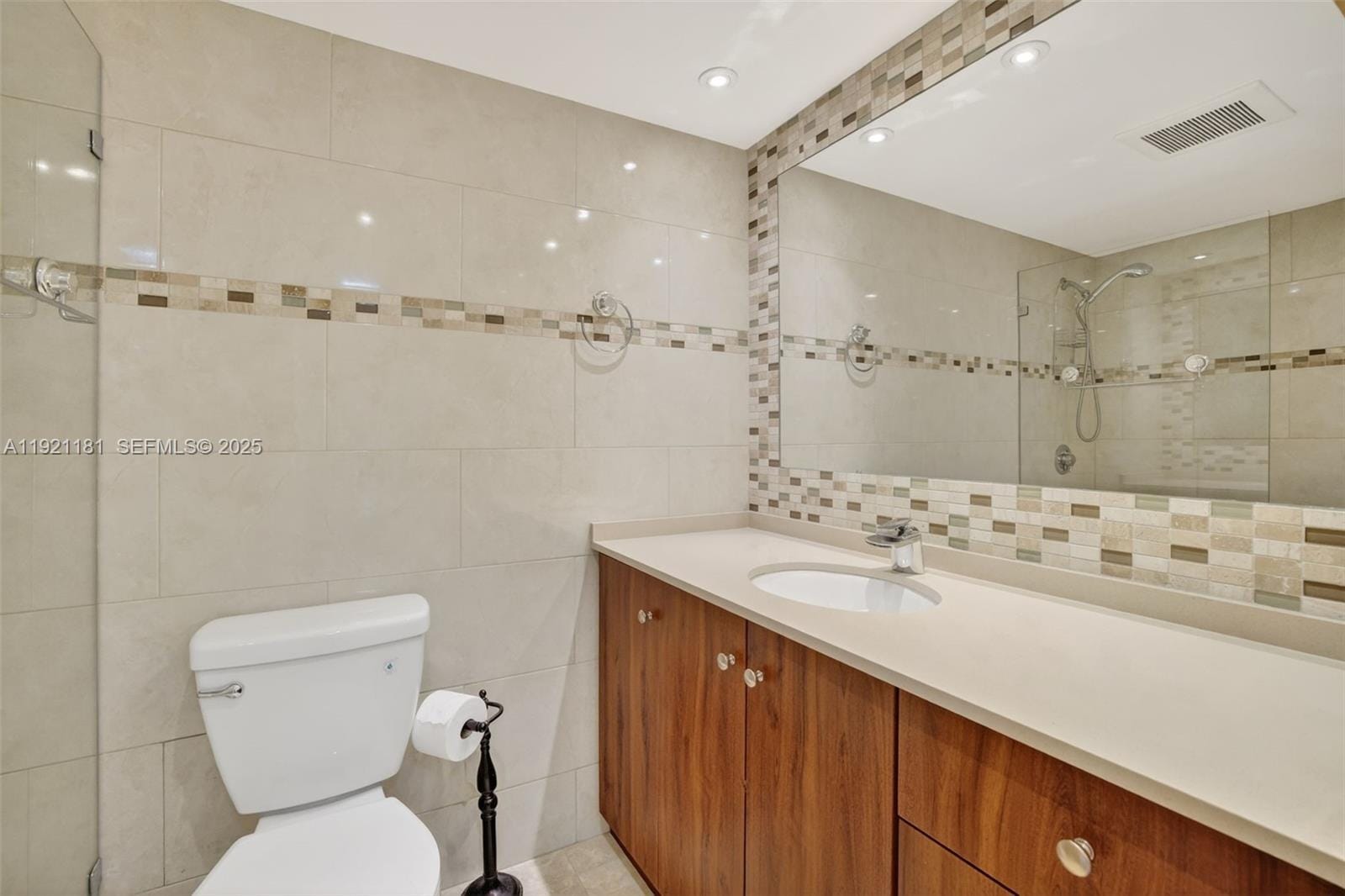 200 Diplomat Parkway 531, Hallandale Beach, FL 33009 photo 27