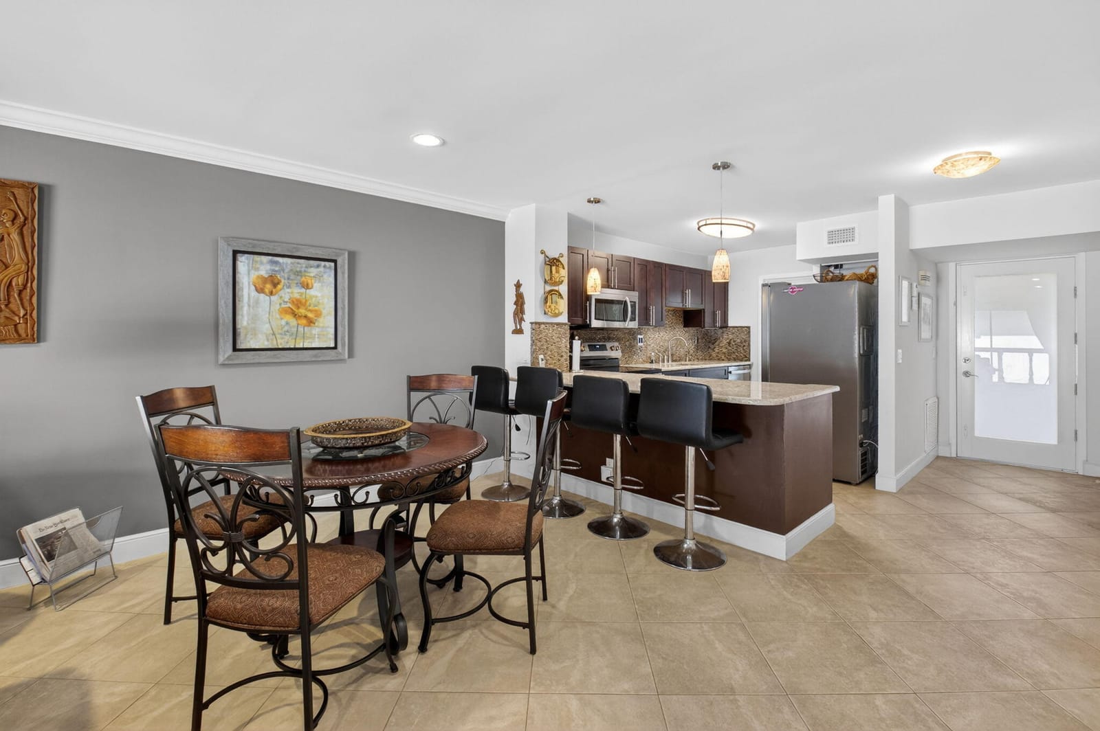 80 Venetian Drive 307s — photo 8