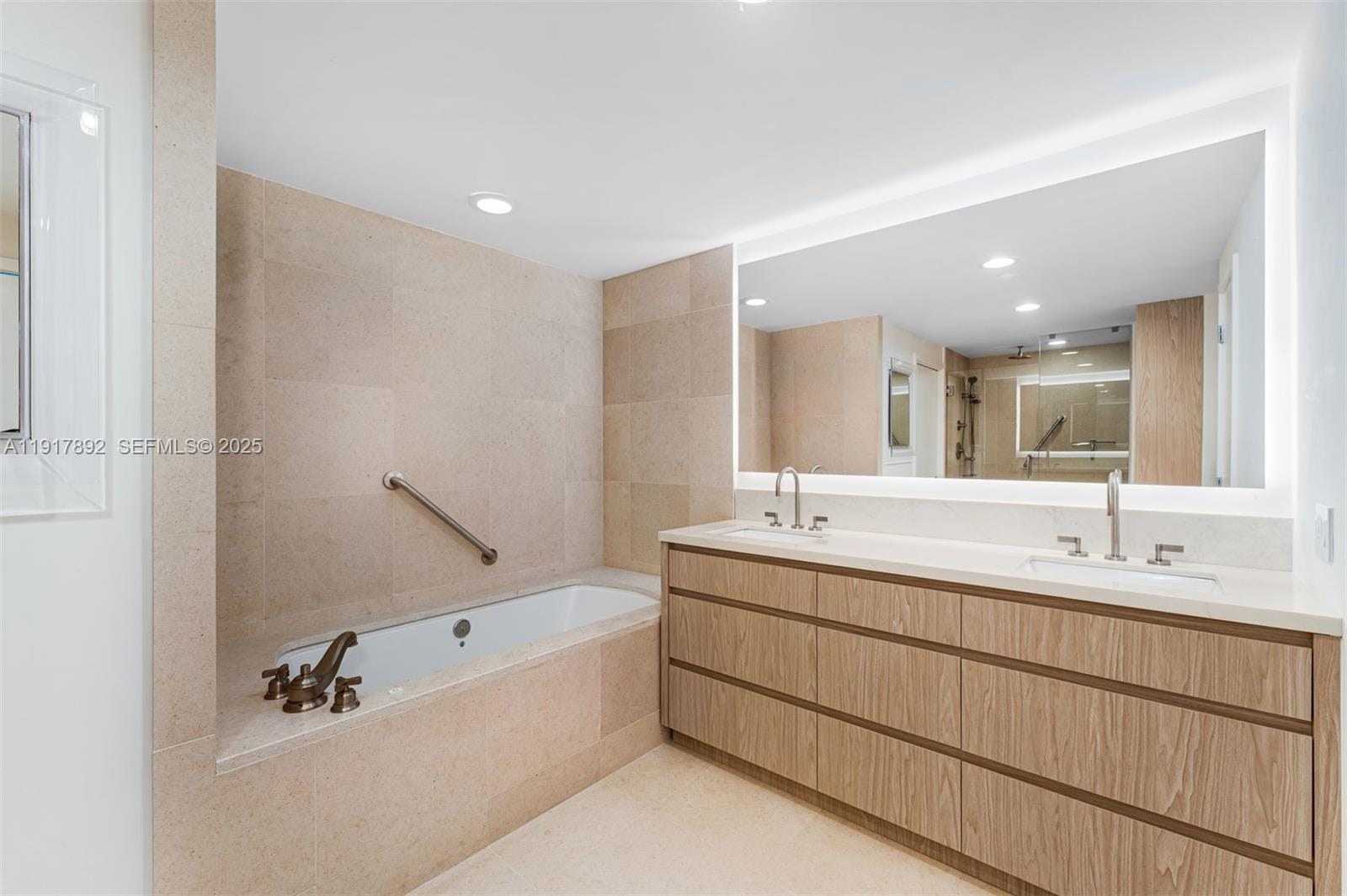 6899 Collins Avenue 601, Miami Beach, FL 33141 photo 19