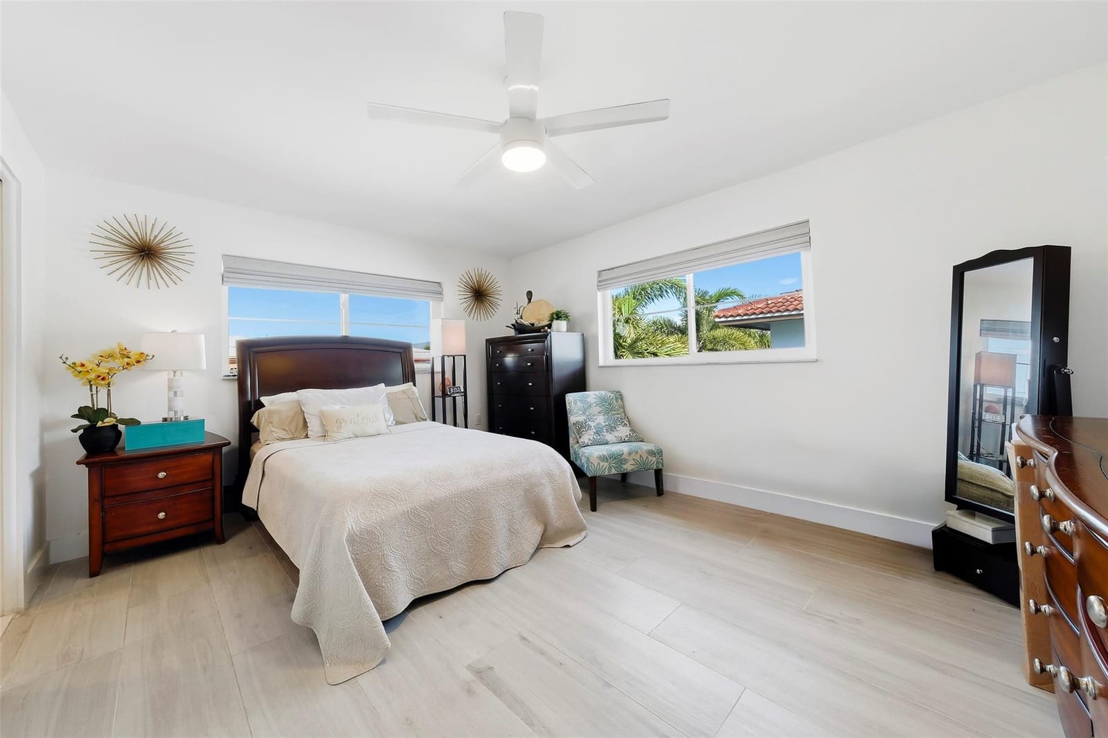1450 N Riverside Drive 201 — photo 11