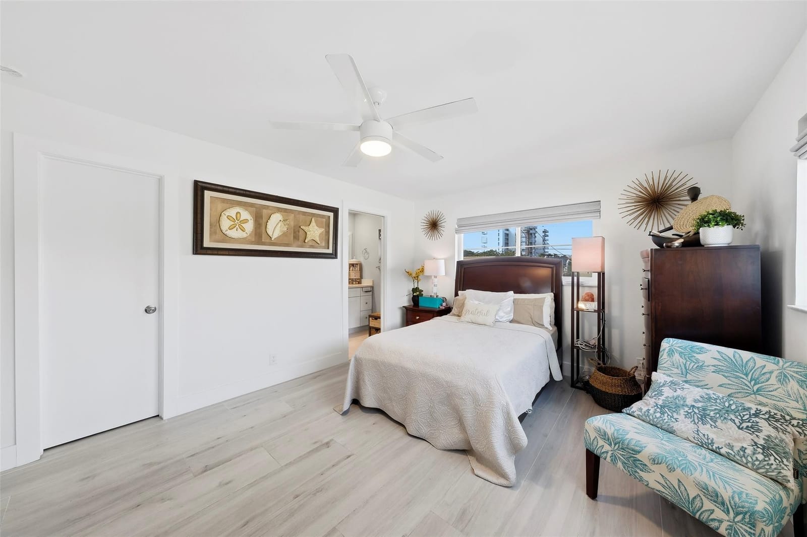 1450 N Riverside Drive 201 — photo 12
