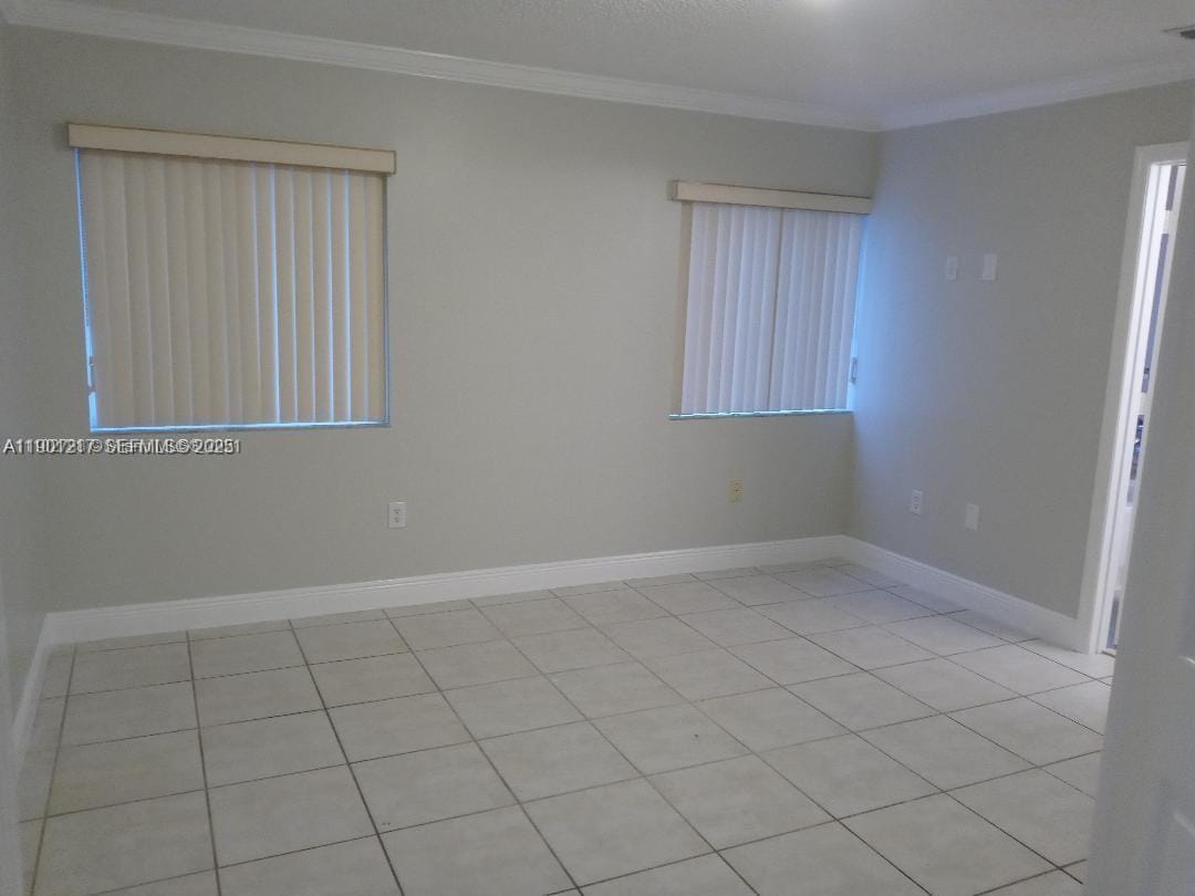 16530 SW 96th Terrace, Miami, FL 33196 photo 3