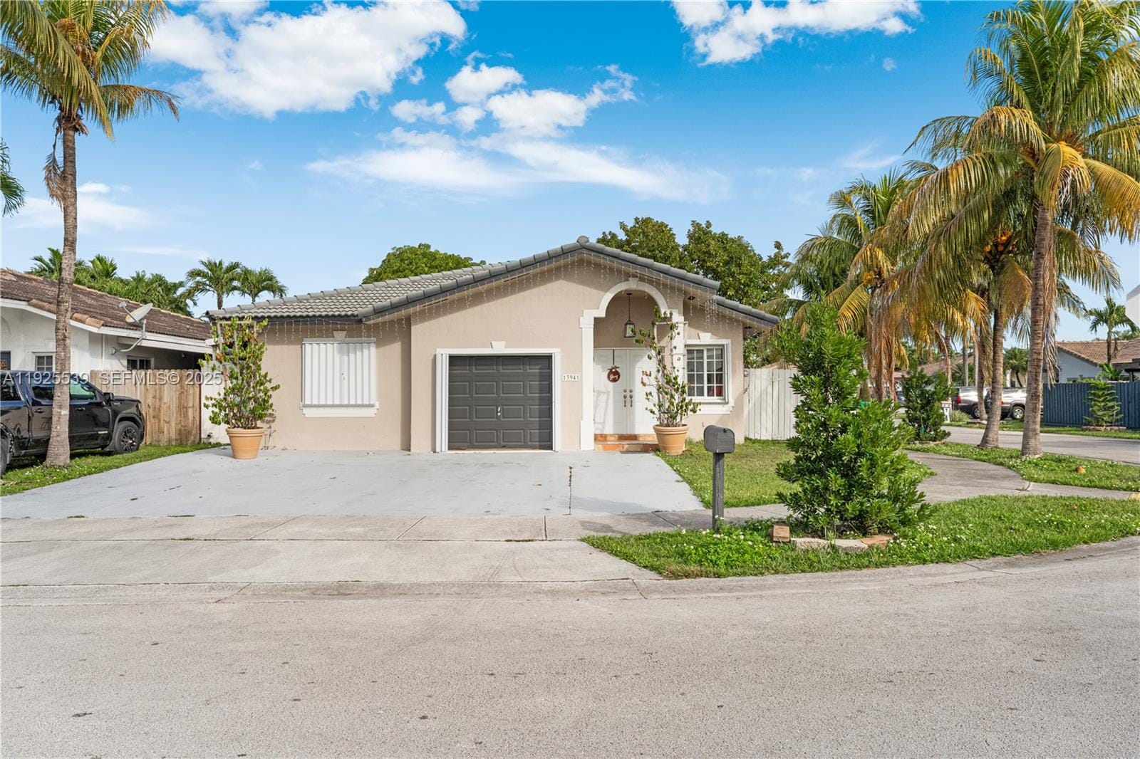 13941 SW 13th Street, Miami, FL 33184