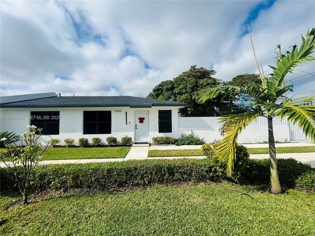 10305 SW 183rd Street, Miami, FL 33157