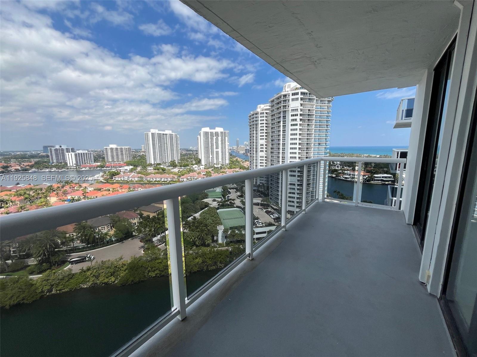20505 E Country Club Drive 2132, Aventura, FL 33180, Aventura