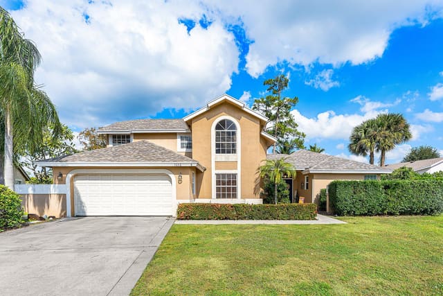 1212 Columbine Place, Wellington, FL 33414