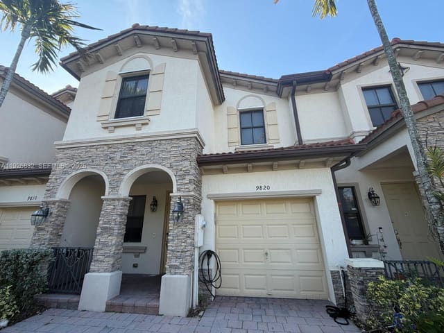 9820 NW 88th Street, sold in Doral Breeze, Doral, FL