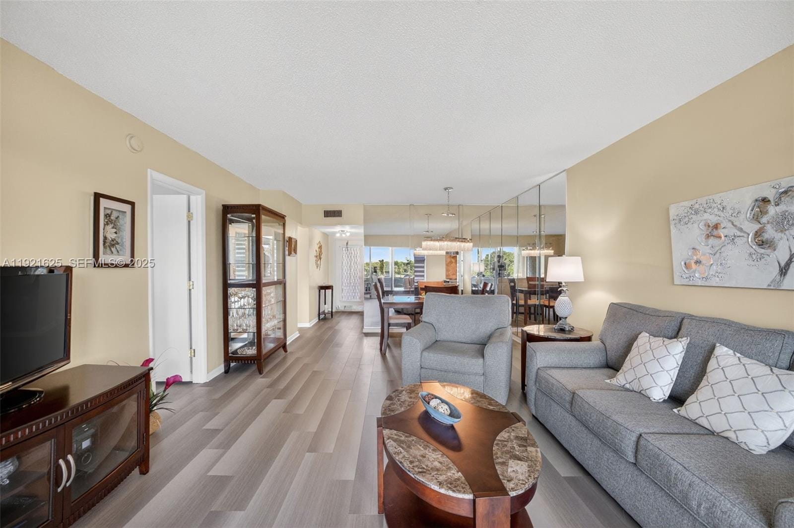 7817 Golf Circle Drive 301 — photo 9