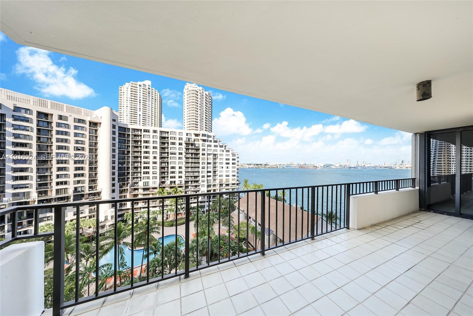 520 Brickell Key Drive A1104, Miami, FL 33131 photo 4