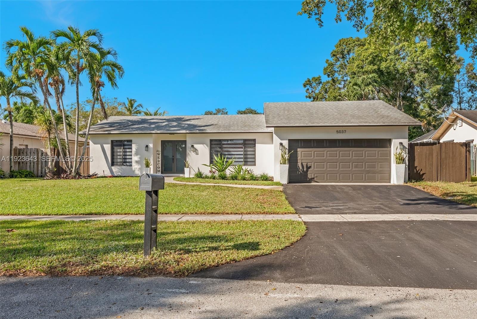 5037 SW 87th Terrace, Cooper City, FL 33328 photo 2