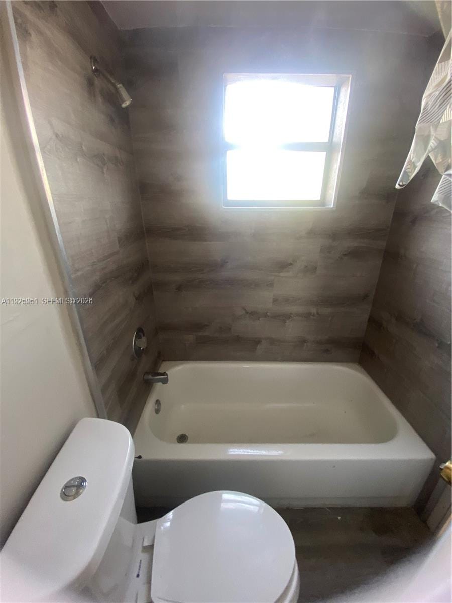 13500 NE 3rd Court 205 — photo 5