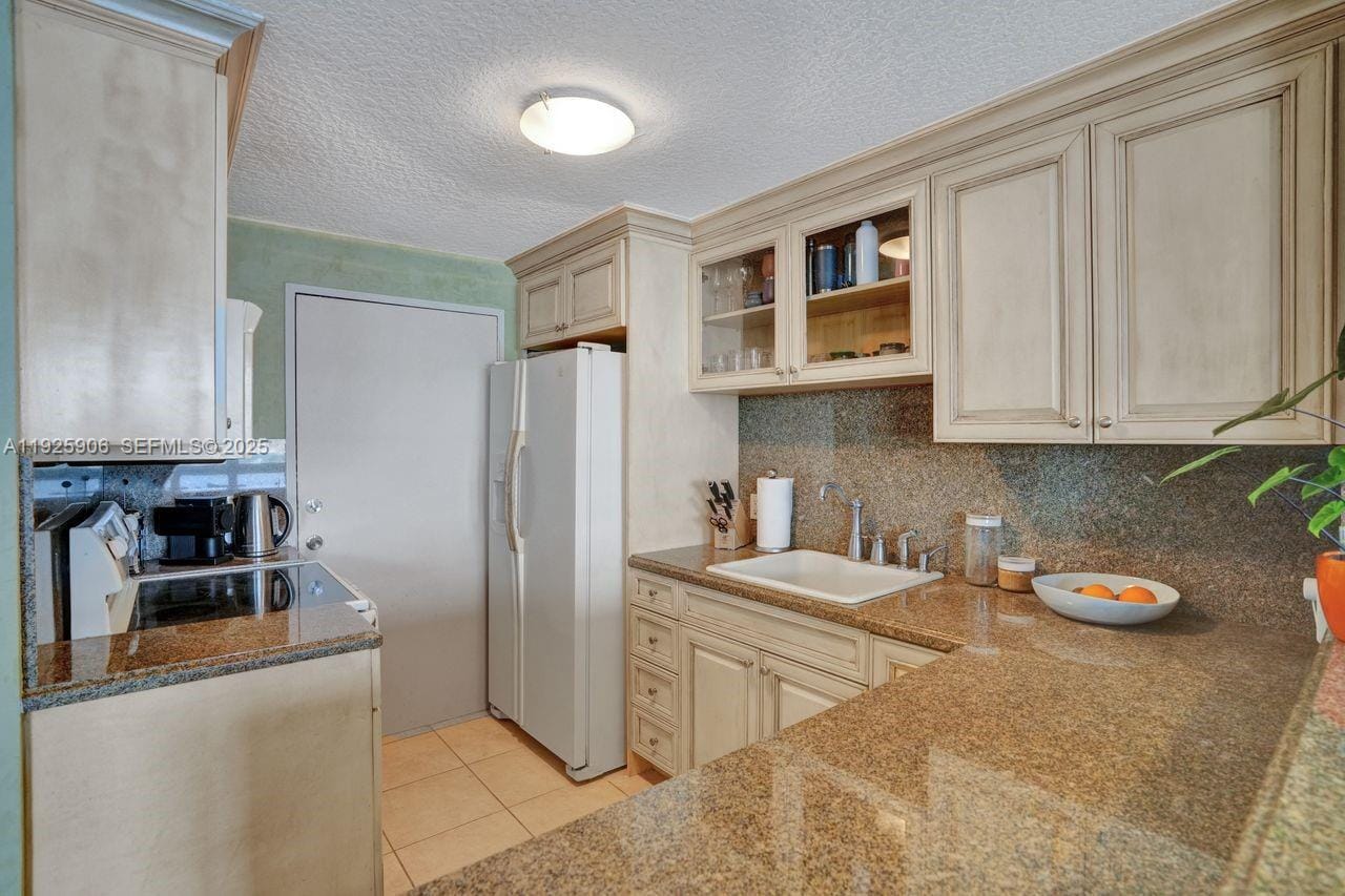 1228 West Avenue 1002, Miami Beach, FL 33139 photo 16