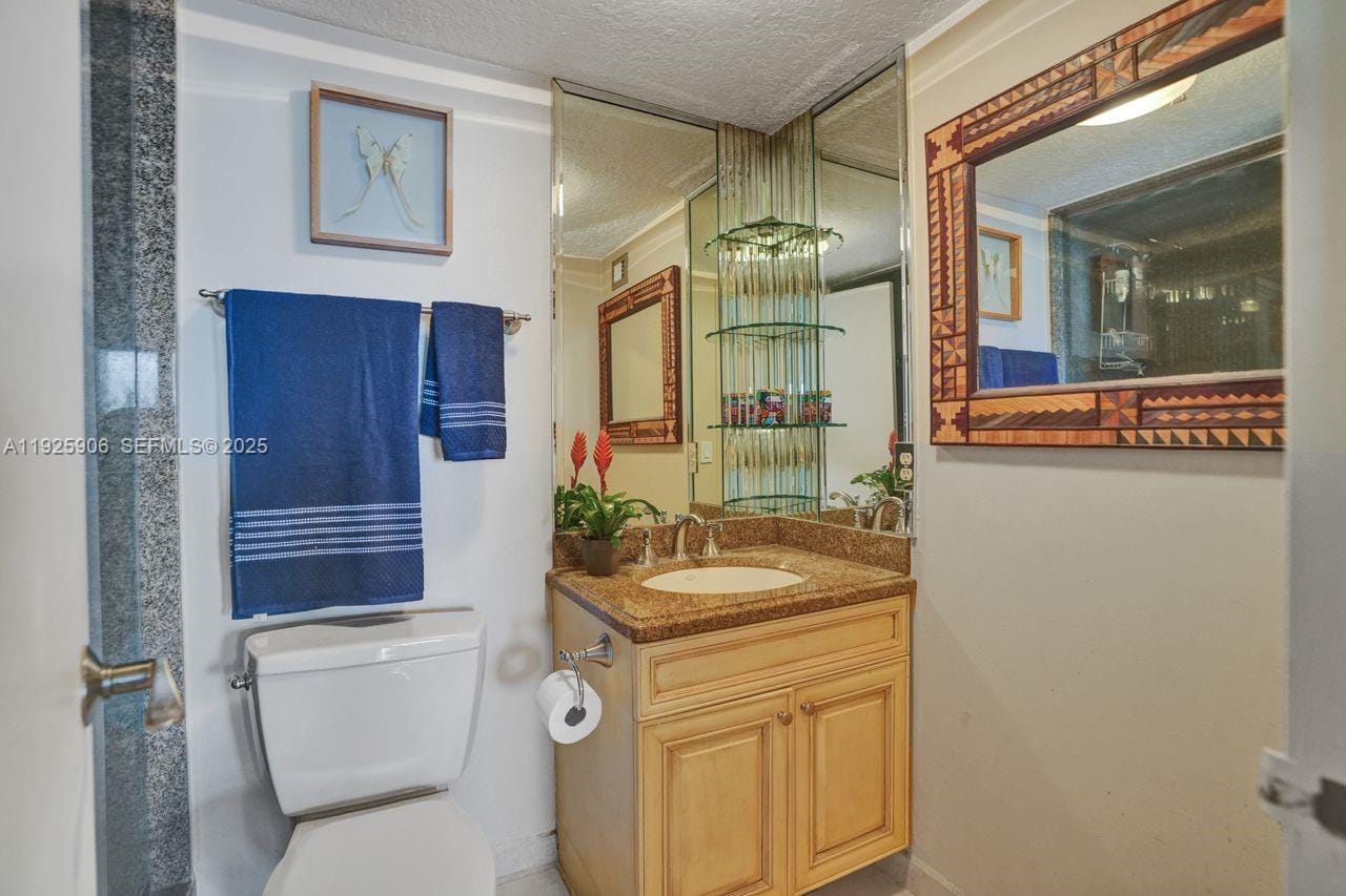 1228 West Avenue 1002, Miami Beach, FL 33139 photo 17