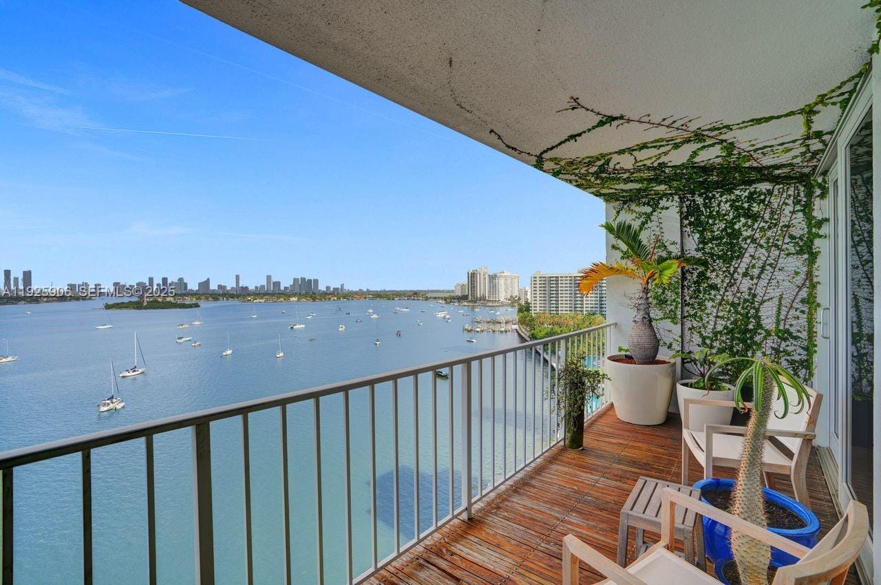 1228 West Avenue 1002, Miami Beach, FL 33139 photo 25