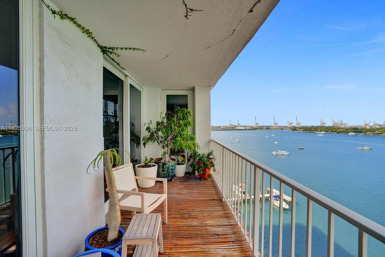 1228 West Avenue 1002, Miami Beach, FL 33139 photo 26