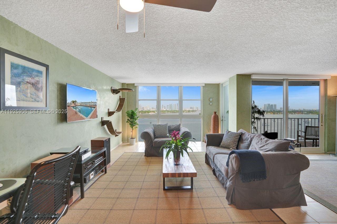 1228 West Avenue 1002, Miami Beach, FL 33139 photo 6