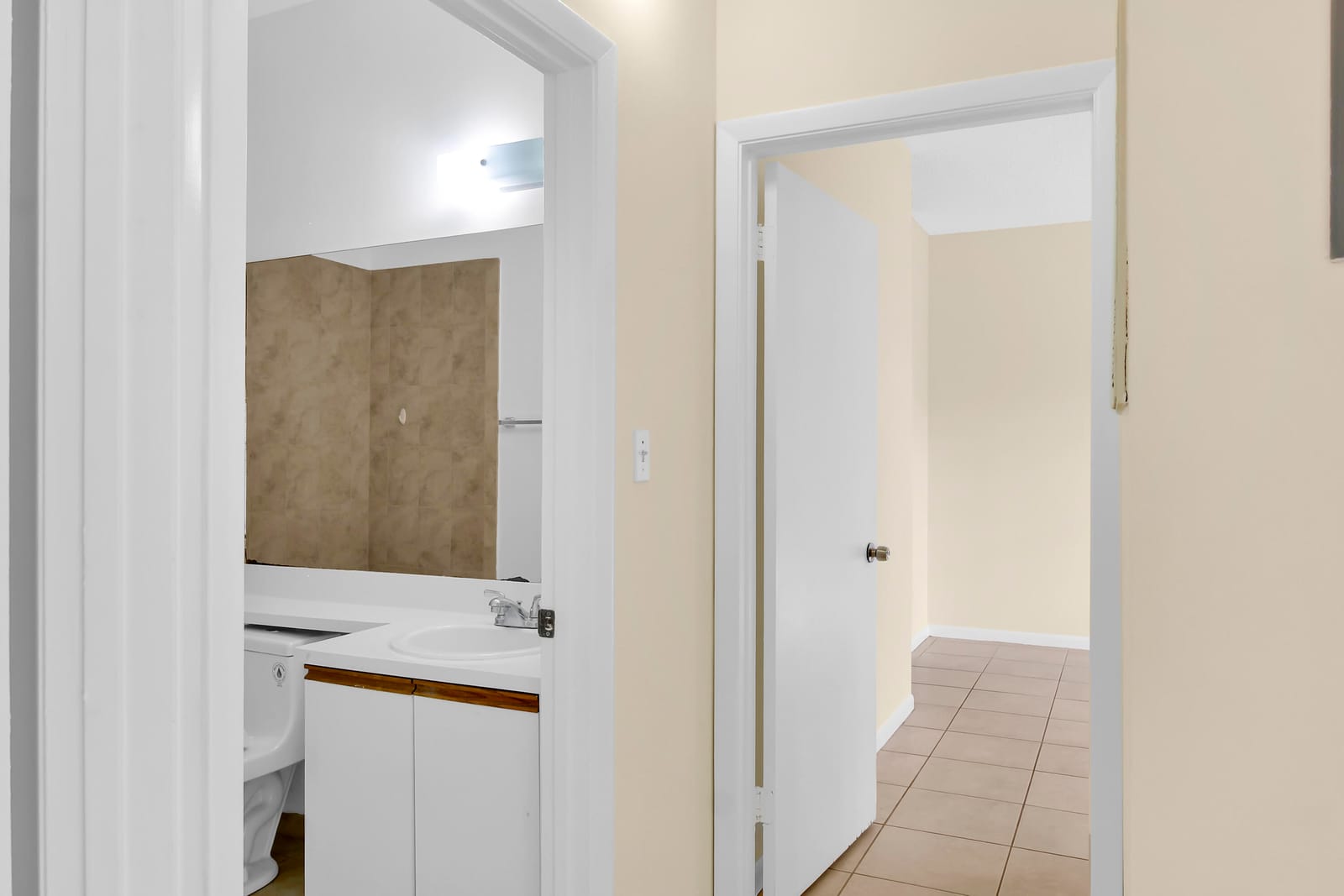 671 Cypress Lake Boulevard D21, Deerfield Beach, FL 33064 photo 13