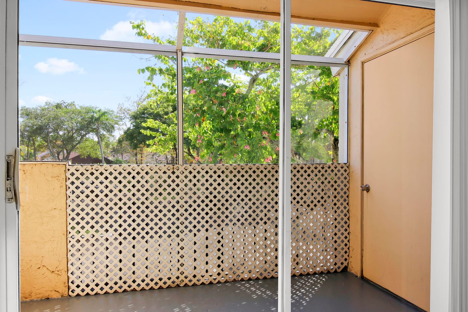 671 Cypress Lake Boulevard D21, Deerfield Beach, FL 33064 photo 25