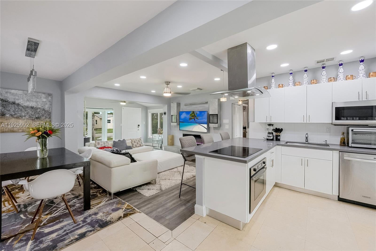 2534 Wilson Street, Hollywood, FL 33020, Hollywood