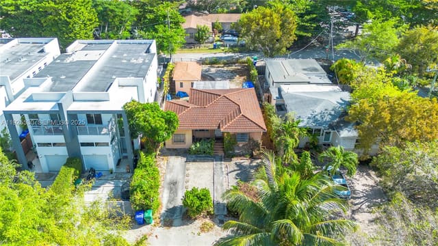 2881 SW 33rd Court, sold in Pomelo Park, Miami, FL