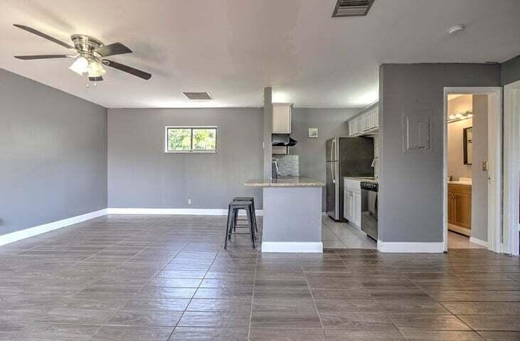 32 Crossings Circle H, Boynton Beach, FL 33435 photo 4