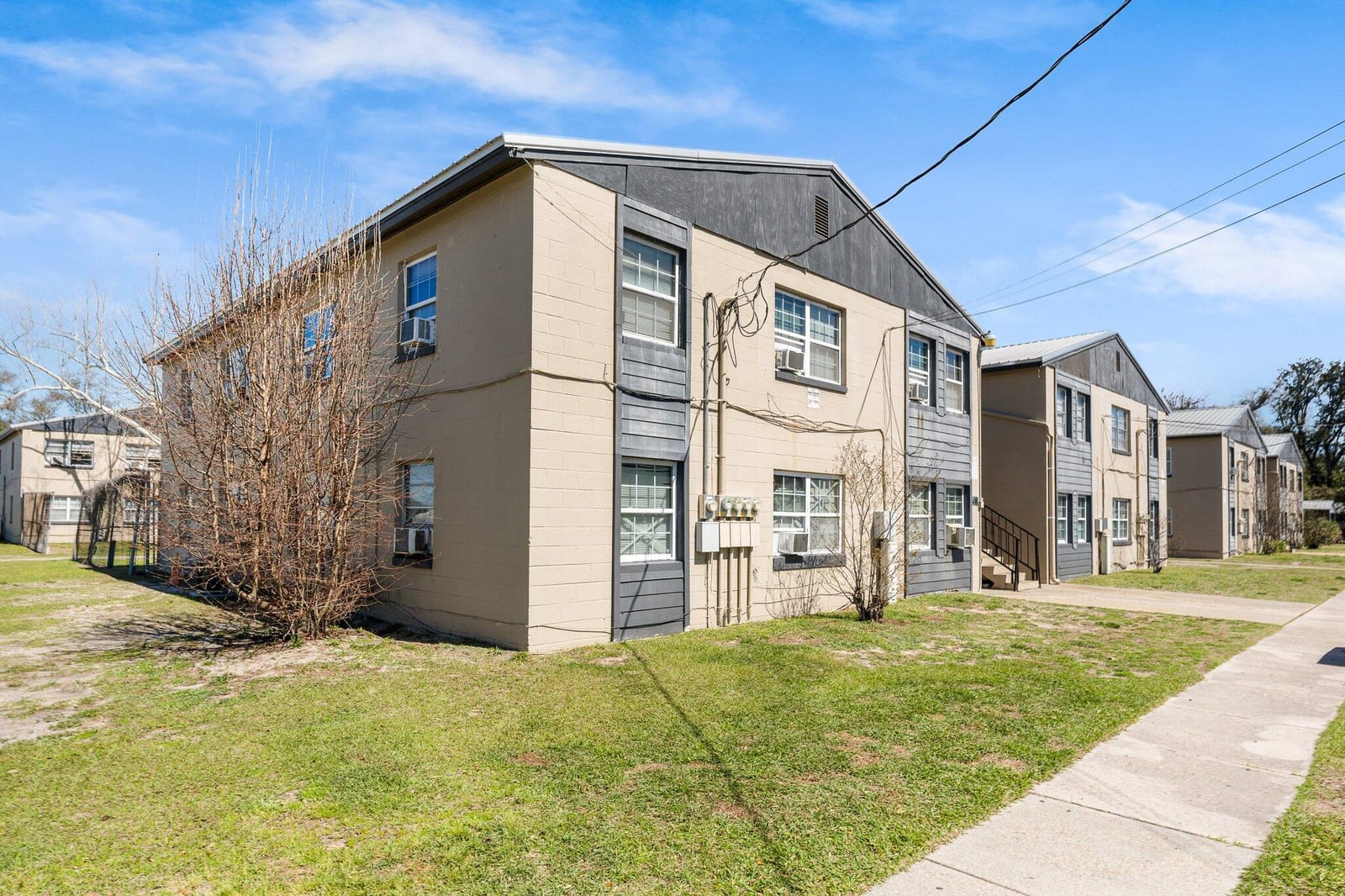3510/ 3536 Saint John Street — photo 8