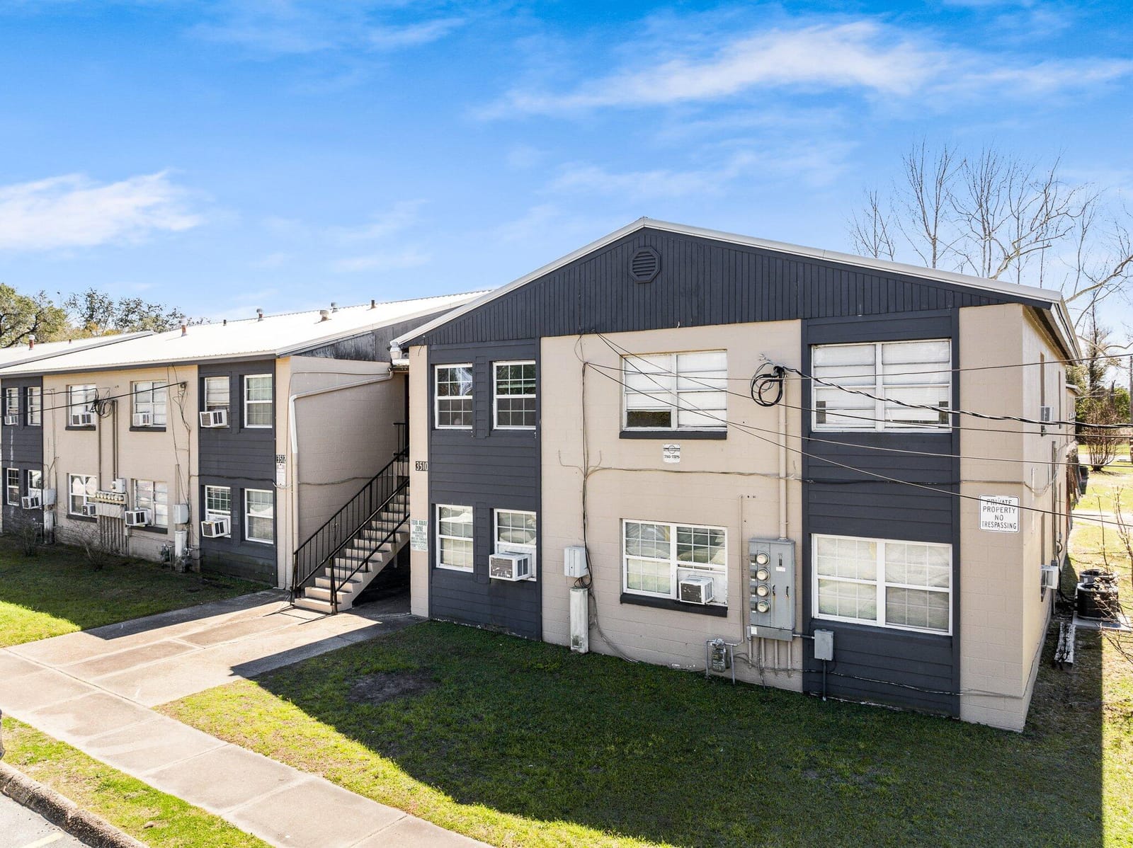 3510/ 3536 Saint John Street — photo 9