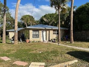 3303 SE Jefferson Street, sold in Golden Gate, Stuart, FL