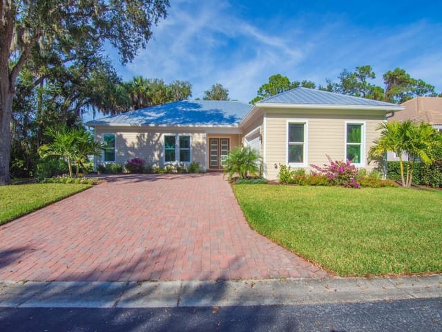 1090 Buckhead Drive, sold in Ansley Park Pd, Vero Beach, FL