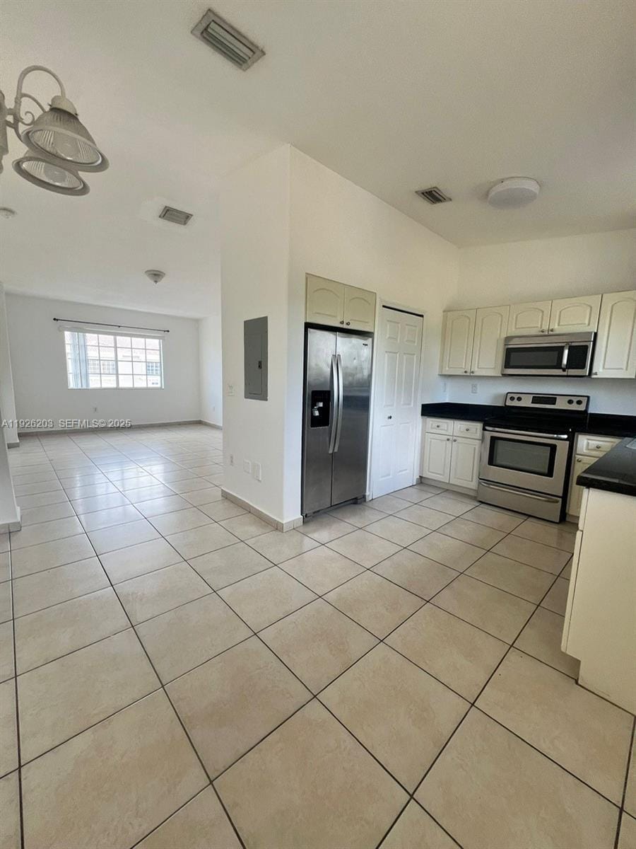 7281 NW 174th Terrace 204, Hialeah, FL 33015