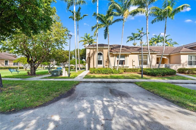 10997 SW 238th Terrace, sold in Spicewood Sub, Homestead, FL