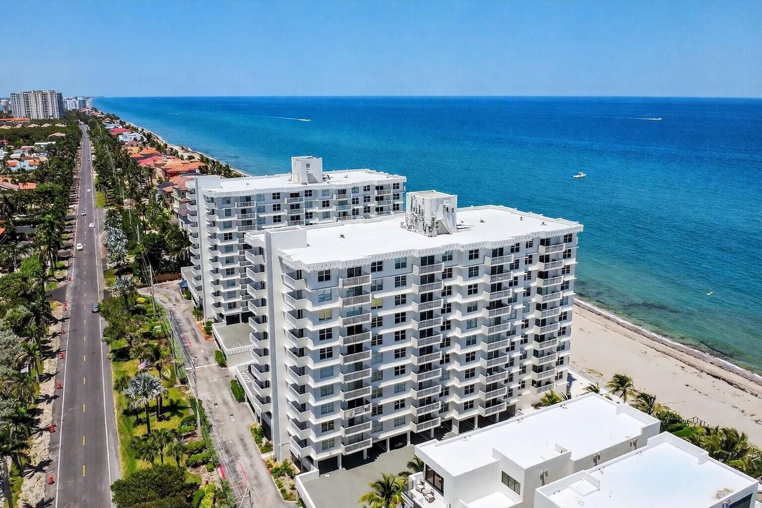 4511 S Ocean Boulevard 403 — photo 2