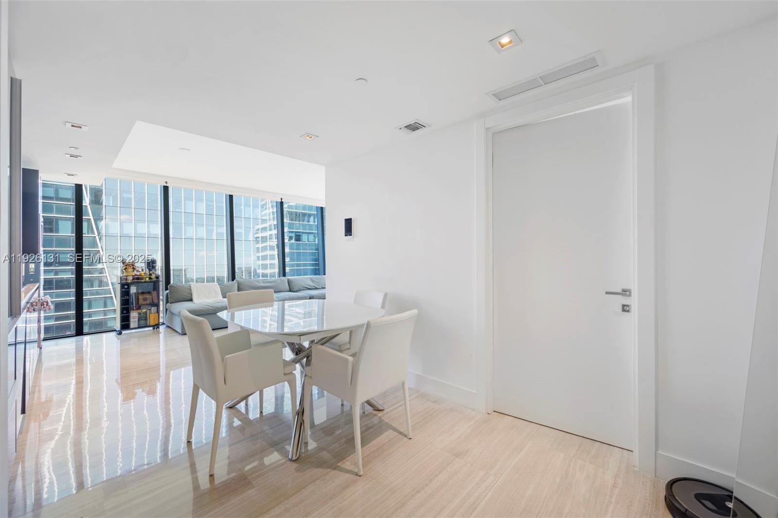 1451 Brickell Avenue 1106 — photo 7