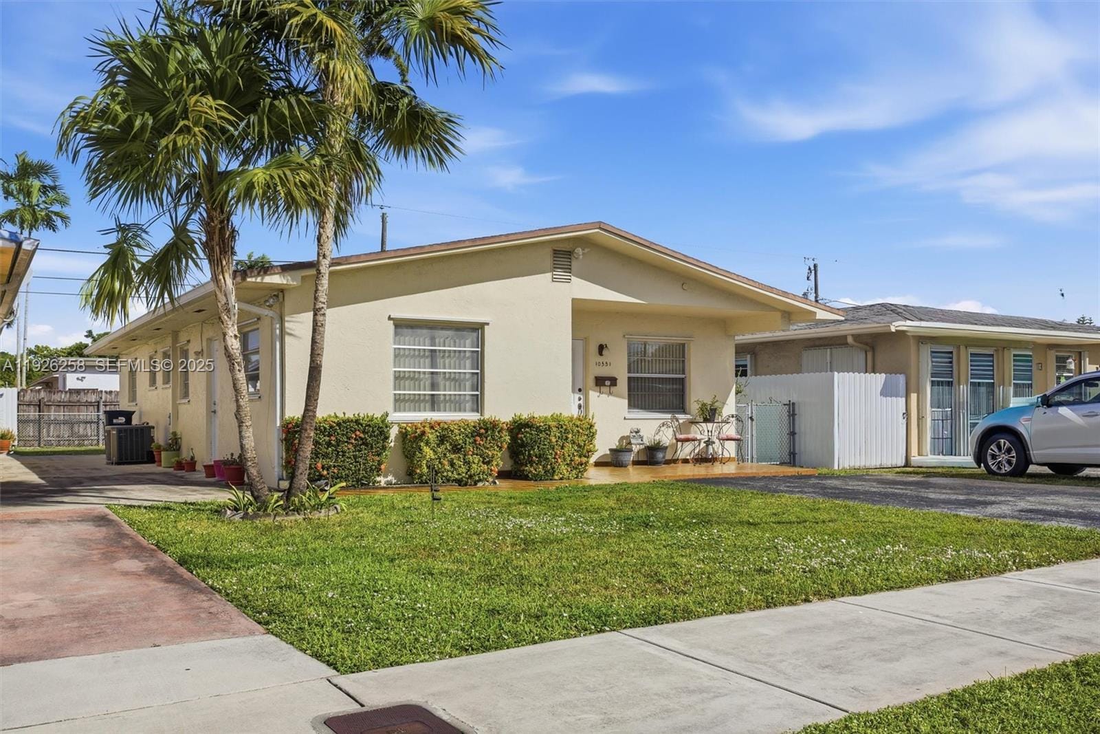 10551 SW 27th Street, Miami, FL 33165 photo 4