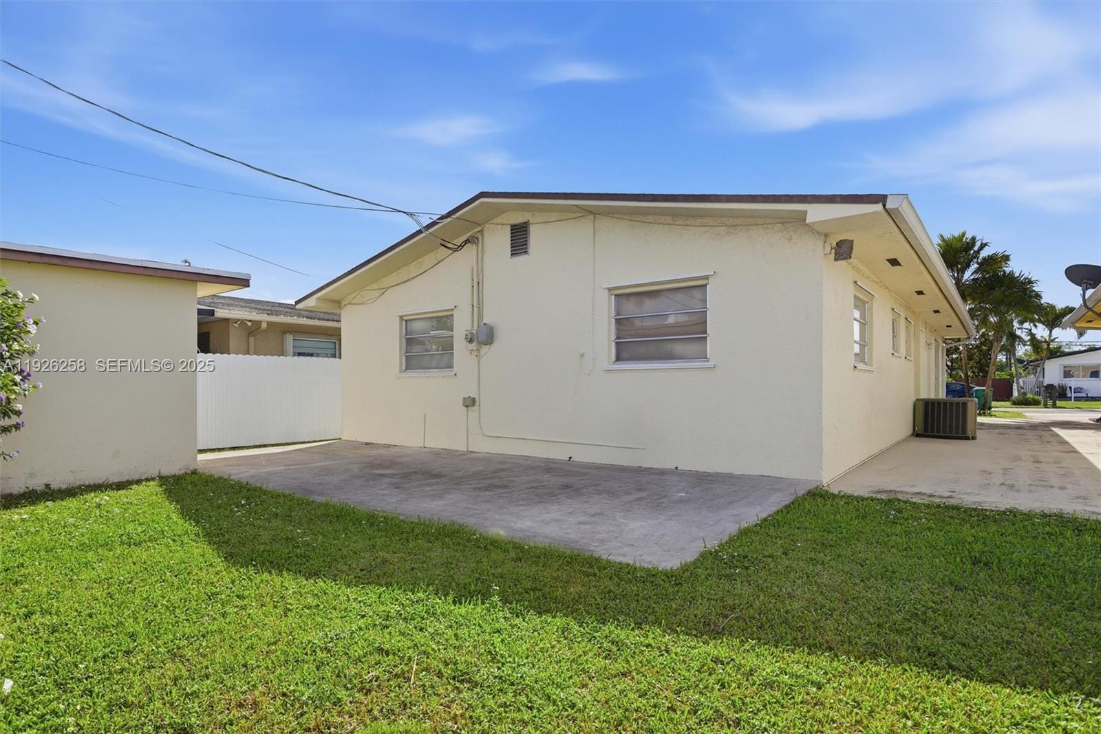 10551 SW 27th Street, Miami, FL 33165 photo 5