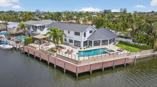 491 SE 15th Avenue, sold in Snug Harbor Sec One, Pompano Beach, FL