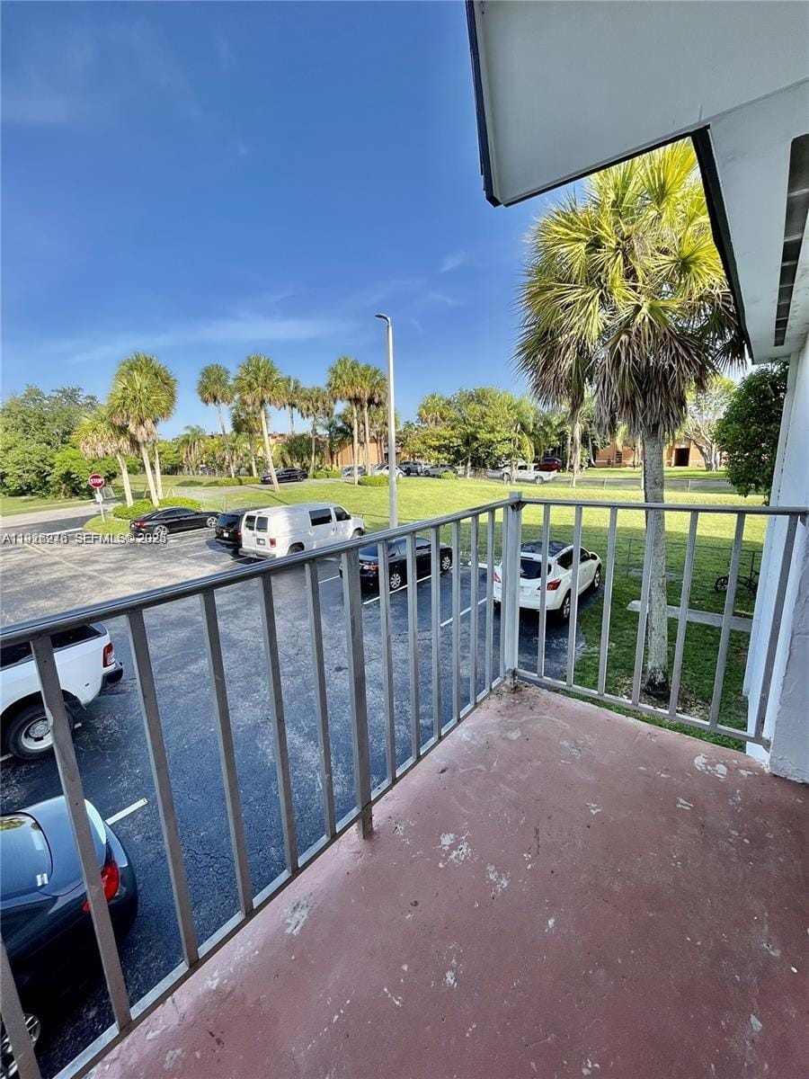7250 SW 94th Place B6 — photo 11
