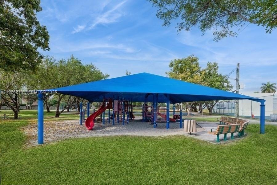 7250 SW 94th Place B6, Miami, FL 33173 photo 14