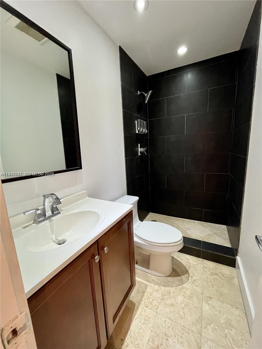 7250 SW 94th Place B6 — photo 8