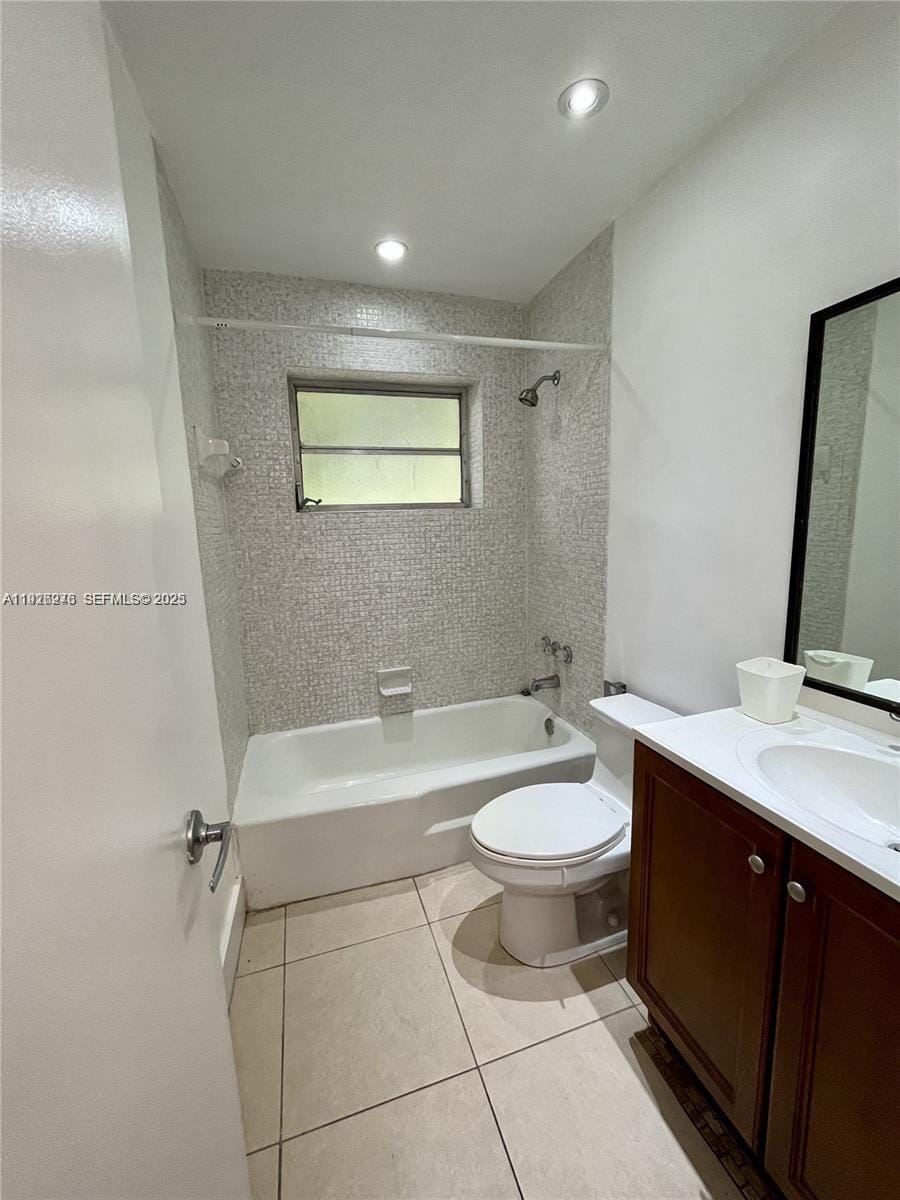 7250 SW 94th Place B6 — photo 10