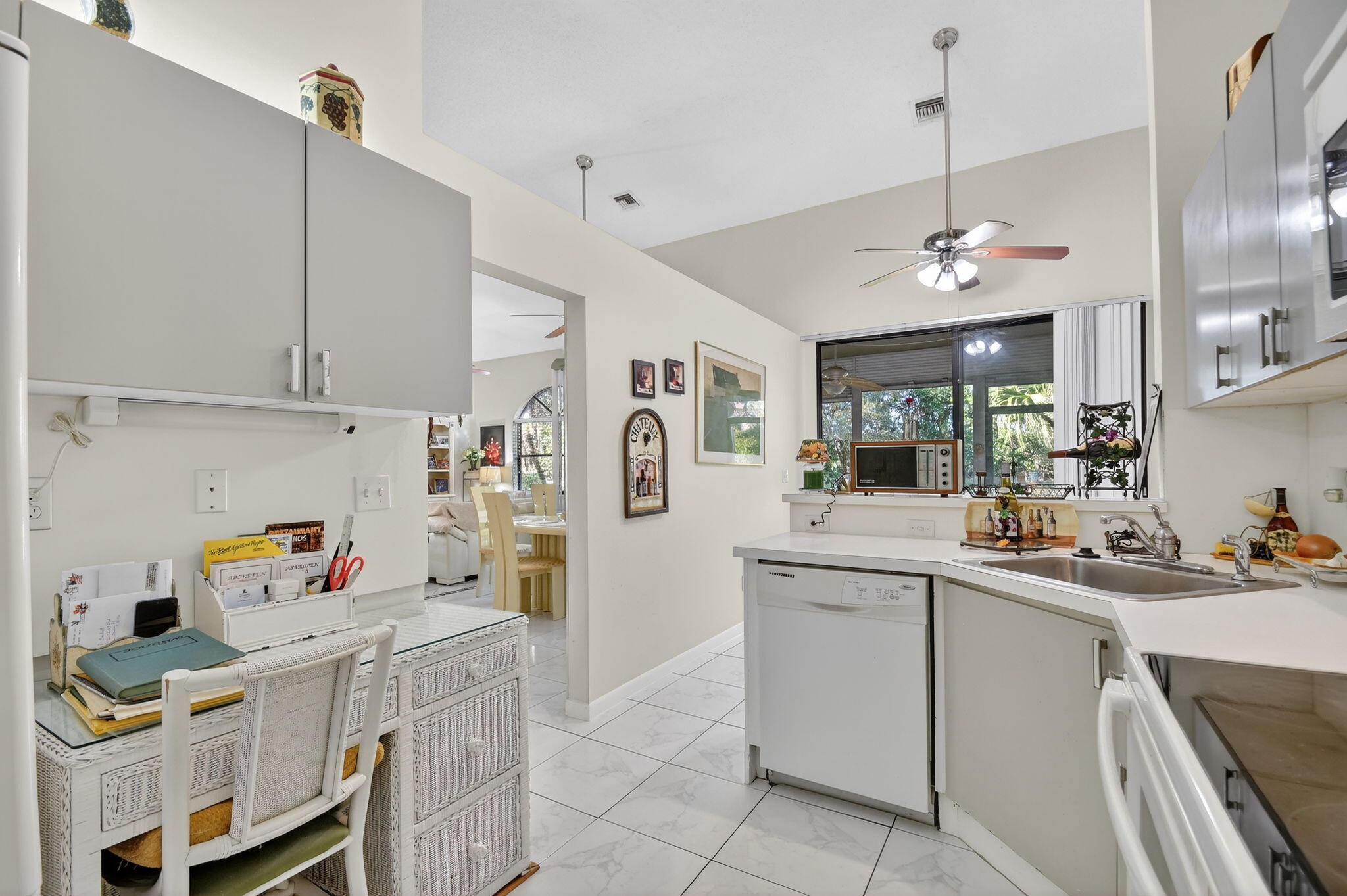 7147 Le Chalet Boulevard, Boynton Beach, FL 33472 photo 17