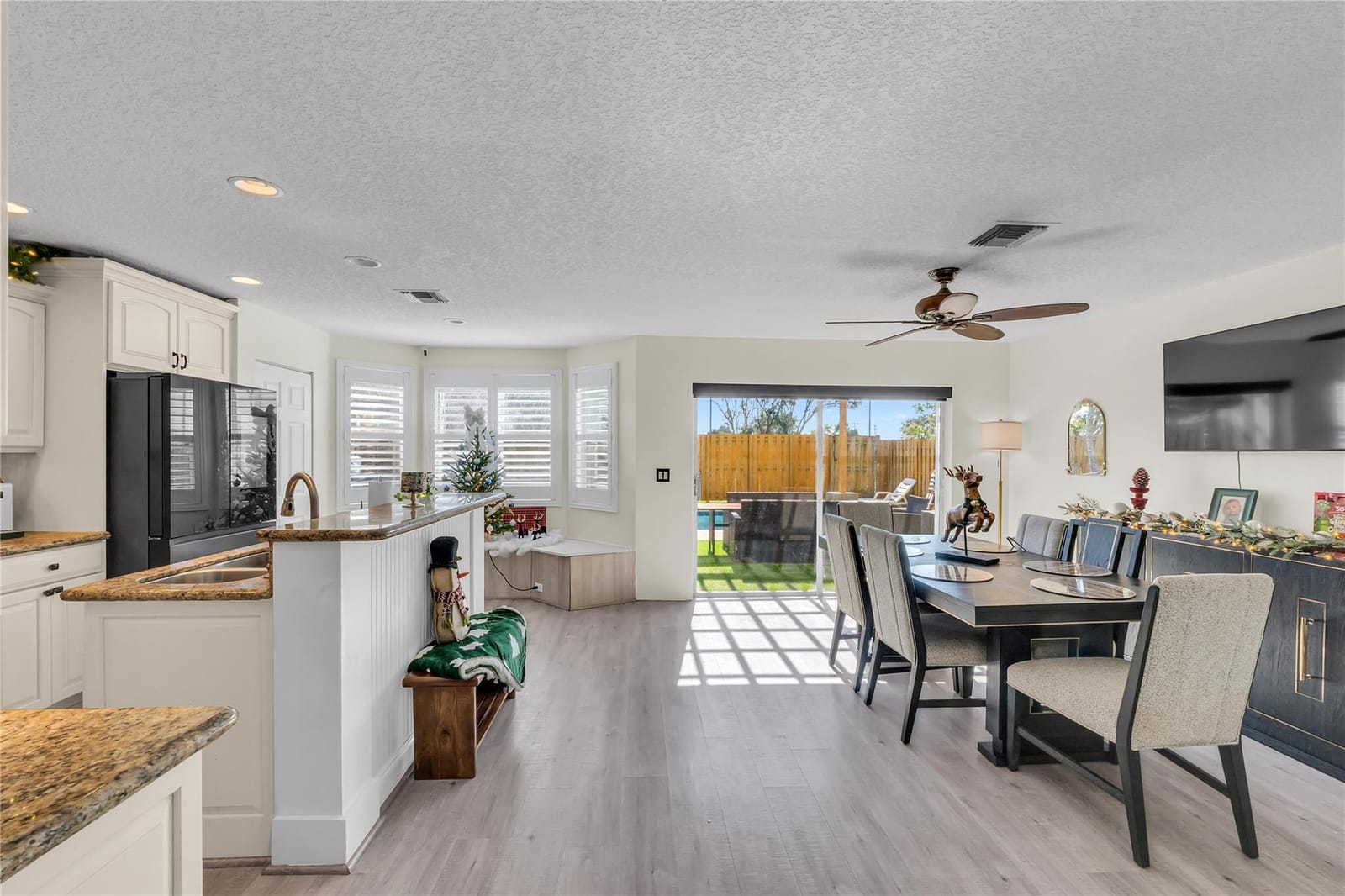 6840 NW 26th Street, Margate, FL 33063 photo 8