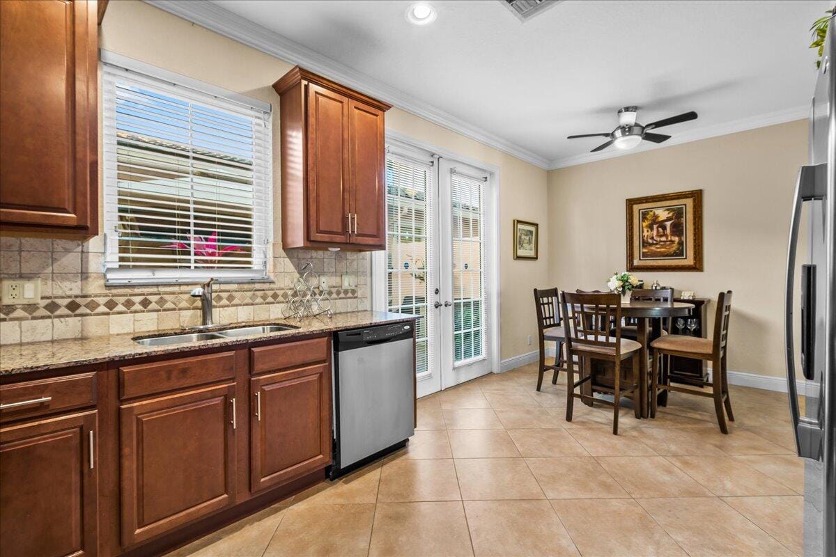 603 Dakota Drive, Jupiter, FL 33458 photo 3